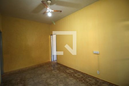 Sala de apartamento à venda com 1 quarto, 90m² em Penha, Rio de Janeiro