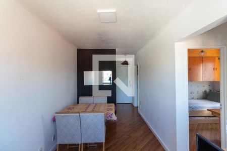 Sala de apartamento para alugar com 2 quartos, 43m² em Vila Talarico, São Paulo