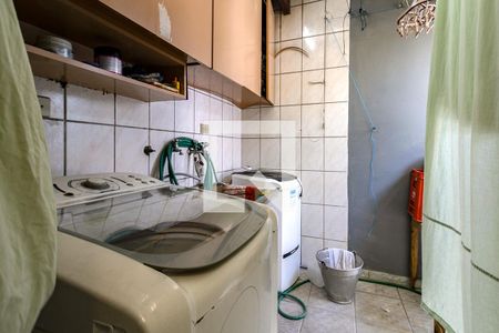 Casa à venda com 133m², 3 quartos e 2 vagasÁrea de Serviço