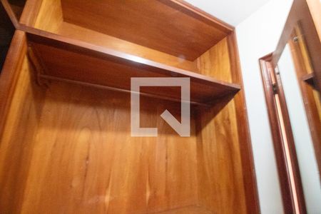 Apartamento à venda com 630m², 5 quartos e 5 vagasCloset da suíte 2