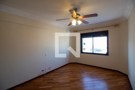 Apartamento à venda com 630m², 5 quartos e 5 vagasSuíte 2