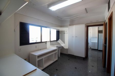 Apartamento à venda com 630m², 5 quartos e 5 vagasÁrea de Serviço