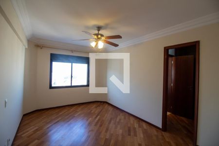 Apartamento à venda com 630m², 5 quartos e 5 vagasSuíte 2