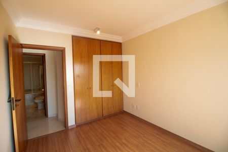 Apartamento à venda com 630m², 5 quartos e 5 vagasQuarto 4 - Hospede