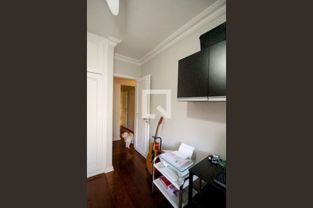 Apartamento à venda com 123m², 3 quartos e 2 vagas Apartamento à venda com 123m², 3 quartos e 2 vagasQuarto 2
