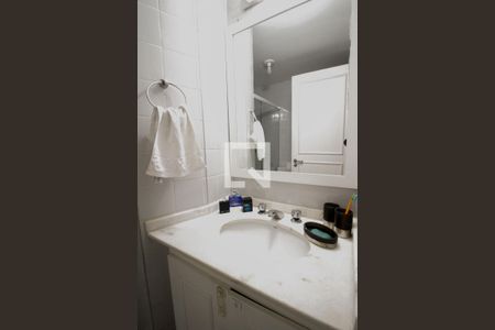Apartamento à venda com 123m², 3 quartos e 2 vagas Apartamento à venda com 123m², 3 quartos e 2 vagasBanheiro Social