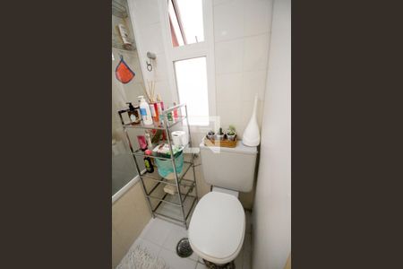 Apartamento à venda com 123m², 3 quartos e 2 vagas Apartamento à venda com 123m², 3 quartos e 2 vagasBanheiro Suíte 2 e 3(demi suite)