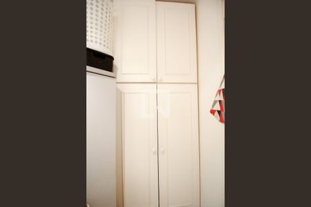 Apartamento à venda com 123m², 3 quartos e 2 vagas Apartamento à venda com 123m², 3 quartos e 2 vagasQuarto Area de Serviço