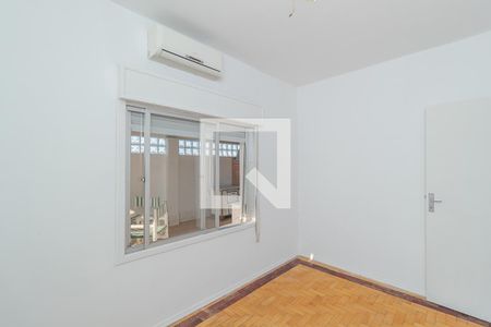Quarto 2 de apartamento à venda com 3 quartos, 142m² em Navegantes, Porto Alegre