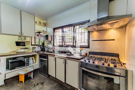 Apartamento à venda com 250m², 3 quartos e 4 vagasCozinha