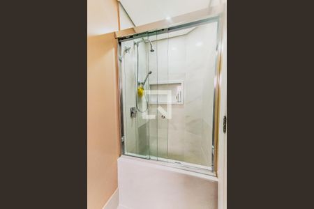 Apartamento à venda com 250m², 3 quartos e 4 vagasSuíte 3 - Banheiro