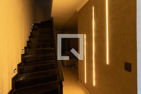 Escada de casa à venda com 3 quartos, 120m² em Vila Maria Alta, São Paulo