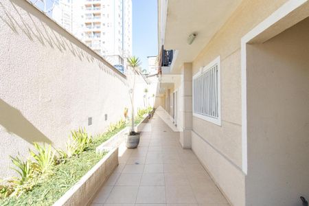 Casa à venda com 120m², 3 quartos e 2 vagasCorredor