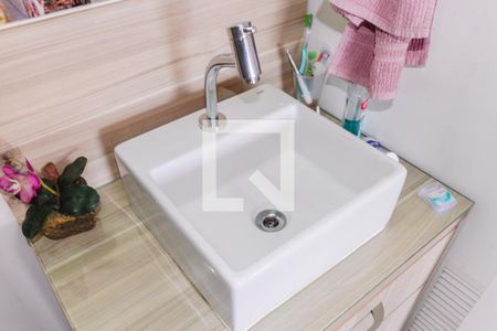 Banheiro da Suíte de apartamento para alugar com 2 quartos, 67m² em Partenon, Porto Alegre