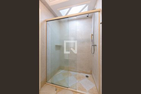 Apartamento à venda com 140m², 4 quartos e 2 vagasBanheiro da Suite