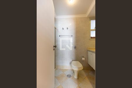 Apartamento à venda com 140m², 4 quartos e 2 vagasBanheiro da Suite