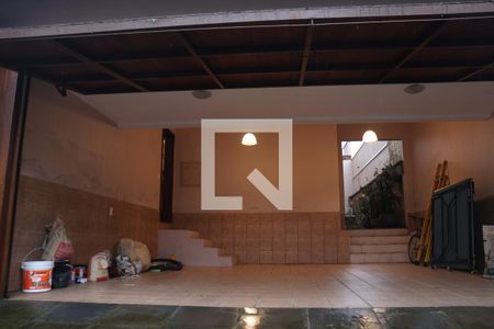 Casa à venda com 270m², 3 quartos e 2 vagasGaragem