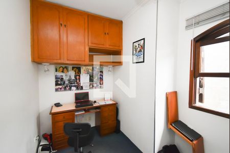 Casa à venda com 350m², 3 quartos e 2 vagas Casa à venda com 350m², 3 quartos e 2 vagasQuarto 2