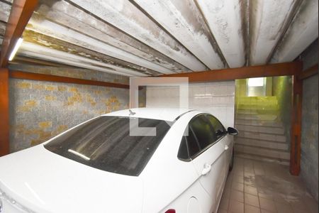 Casa à venda com 350m², 3 quartos e 2 vagas Casa à venda com 350m², 3 quartos e 2 vagasGaragem