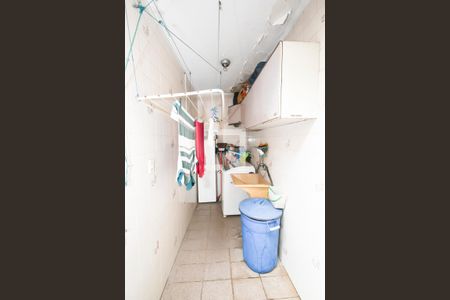 Casa à venda com 350m², 3 quartos e 2 vagas Casa à venda com 350m², 3 quartos e 2 vagasLavanderia