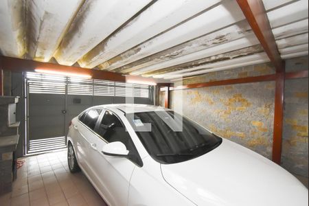 Casa à venda com 350m², 3 quartos e 2 vagas Casa à venda com 350m², 3 quartos e 2 vagasGaragem