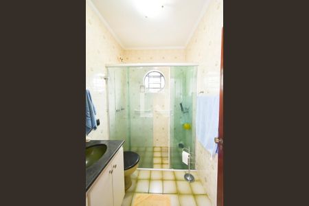 Casa à venda com 350m², 3 quartos e 2 vagas Casa à venda com 350m², 3 quartos e 2 vagasBanheiro Corredor