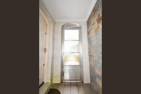 Casa à venda com 350m², 3 quartos e 2 vagas Casa à venda com 350m², 3 quartos e 2 vagasEntrada