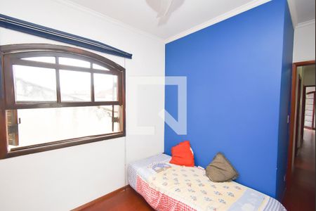 Casa à venda com 350m², 3 quartos e 2 vagas Casa à venda com 350m², 3 quartos e 2 vagasQuarto 3