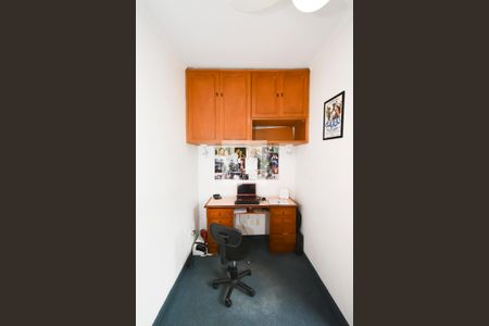 Casa à venda com 350m², 3 quartos e 2 vagas Casa à venda com 350m², 3 quartos e 2 vagasQuarto 2