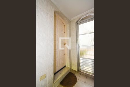 Casa à venda com 350m², 3 quartos e 2 vagas Casa à venda com 350m², 3 quartos e 2 vagasEntrada