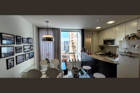 Apartamento à venda com 60m², 1 quarto e 1 vaga Apartamento à venda com 60m², 1 quarto e 1 vagaSala