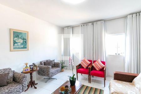 Sala de casa à venda com 3 quartos, 426m² em Estrela do Oriente, Belo Horizonte