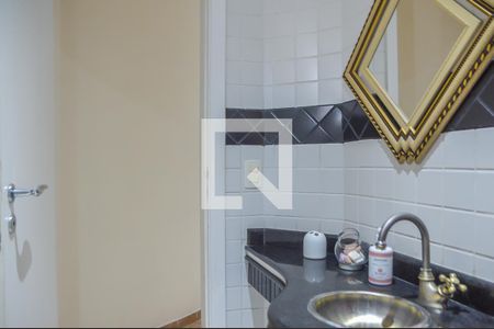 Casa à venda com 231m², 3 quartos e 4 vagasLavabo