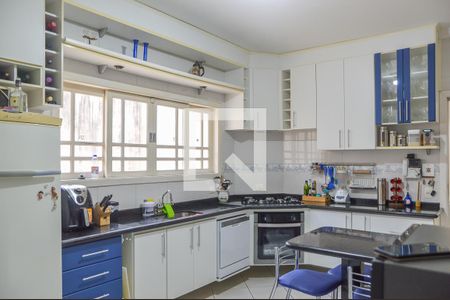 Casa à venda com 231m², 3 quartos e 4 vagasCozinha