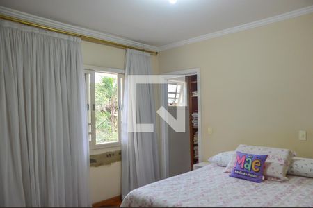 Casa à venda com 231m², 3 quartos e 4 vagasQuarto 3 - Suíte