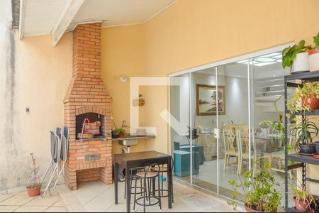 Casa à venda com 231m², 3 quartos e 4 vagasChurrasqueira