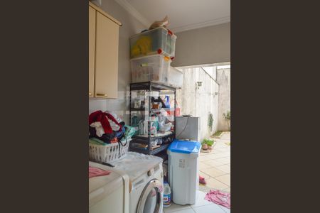 Casa à venda com 231m², 3 quartos e 4 vagasÁrea de Serviço