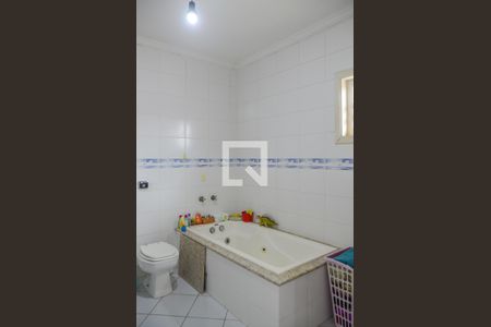 Casa à venda com 231m², 3 quartos e 4 vagasBanheiro da Suíte 3