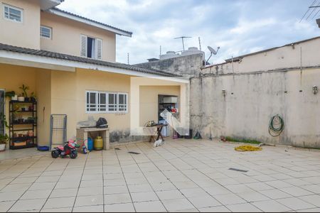 Casa à venda com 231m², 3 quartos e 4 vagasQuintal