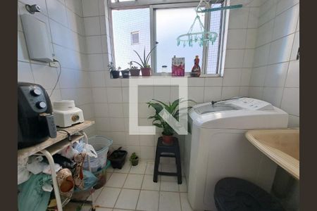 Apartamento à venda com 66m², 2 quartos e 1 vagaÁrea de Serviço