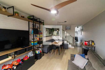 Sala de casa de condomínio à venda com 3 quartos, 126m² em Jardim Fernandes, São Paulo