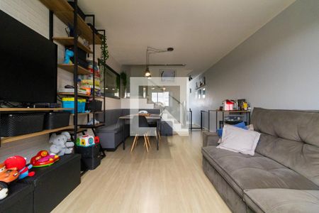 Casa de Condomínio à venda com 3 quartos, 124m² em Jardim Fernandes, São Paulo