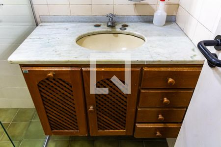 Casa à venda com 115m², 3 quartos e 2 vagasBanheiro Social