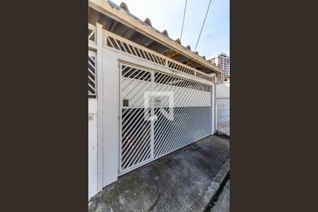 Casa à venda com 115m², 3 quartos e 2 vagasFachada