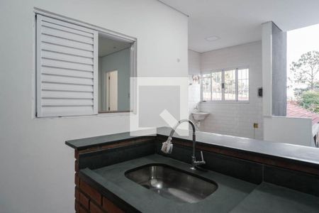 Casa à venda com 130m², 3 quartos e 1 vagaÁrea de Serviço