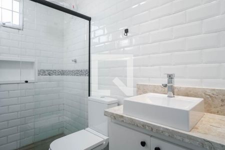 Casa à venda com 130m², 3 quartos e 1 vagaBanheiro