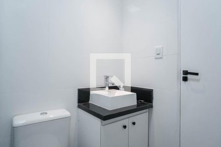 Casa à venda com 130m², 3 quartos e 1 vagaBanheiro