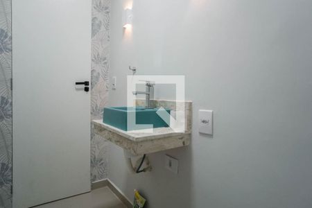 Banheiro de casa para alugar com 3 quartos, 130m² em Cidade Patriarca, São Paulo