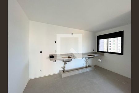 Cozinha de apartamento à venda com 2 quartos, 73m² em Vila da Serra, Nova Lima