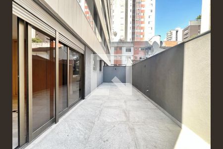 Sala de apartamento à venda com 1 quarto, 116m² em Lourdes, Belo Horizonte